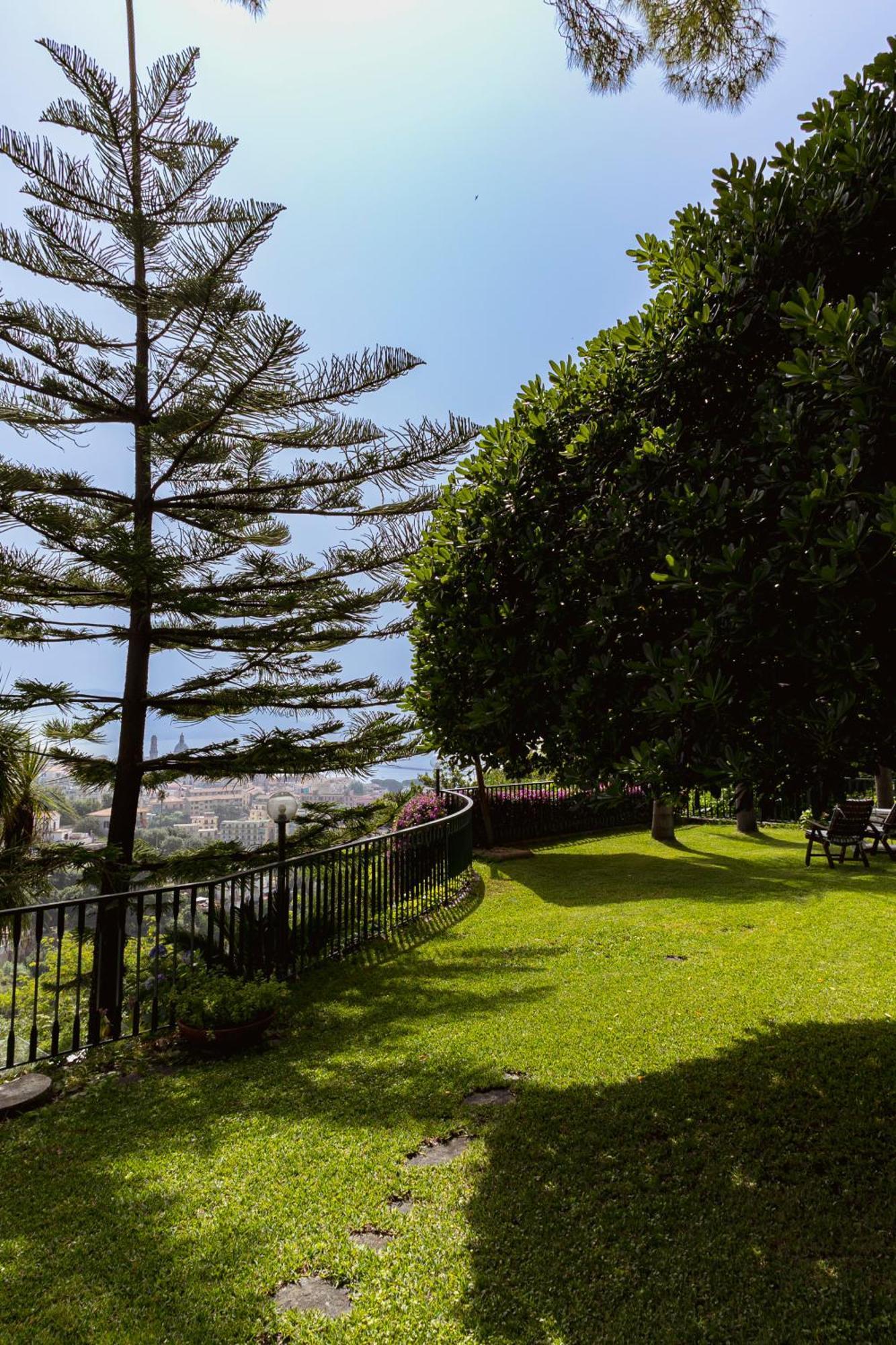 Villa Lilia Vietri Bagian luar foto